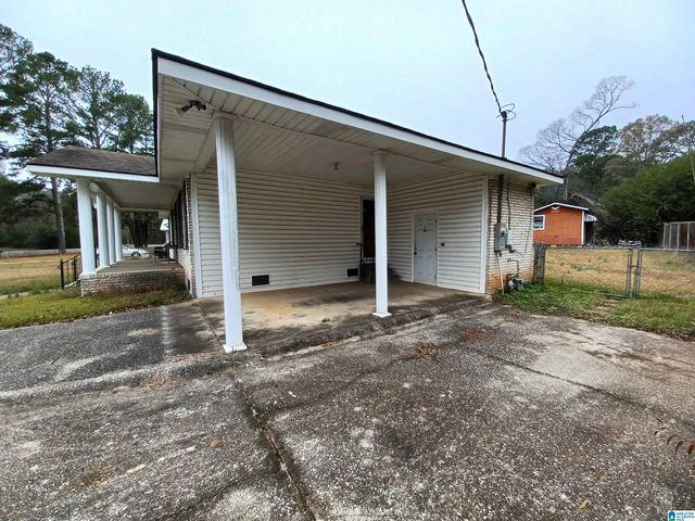 1008 26TH AVENUE N, Hueytown, AL 35023