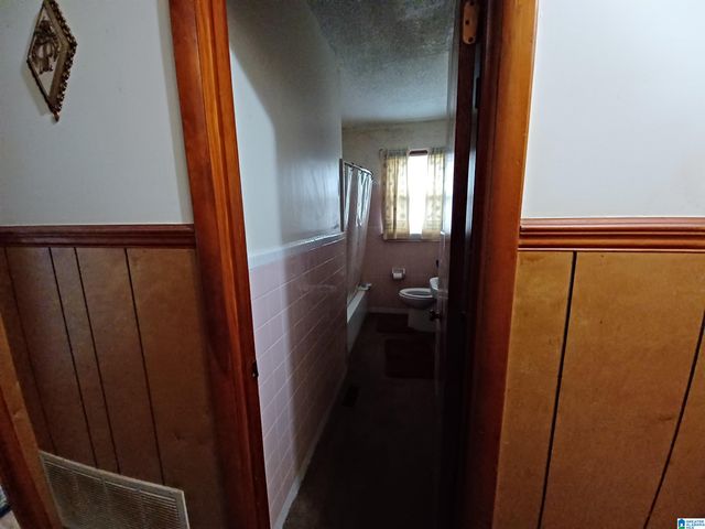 1008 26TH AVENUE N, Hueytown, AL 35023