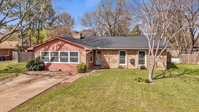 2529 Freedom Lane, Denton, TX 76209