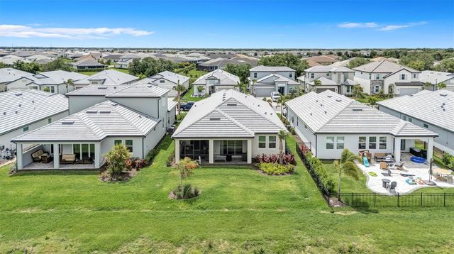 17241 SAVORY MIST CIRCLE, Bradenton, FL 34211