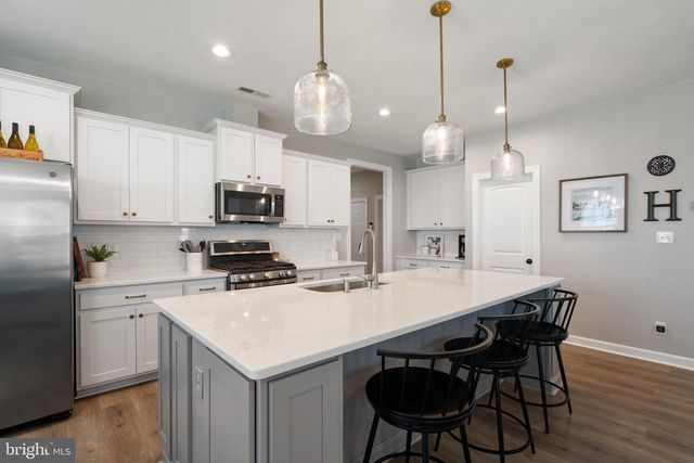 2852 KINGSFIELD DRIVE, Virginia Beach, VA 23456