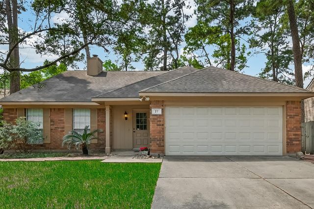 27 Lush Meadow Place, The Woodlands, TX 77381