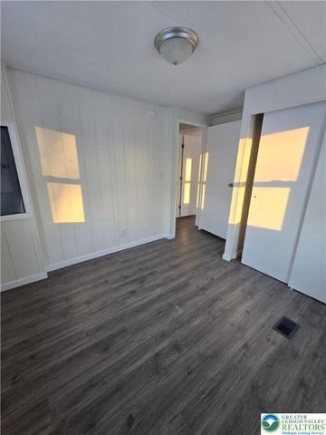 207 West Center Street, Wind Gap Boro, PA 18091