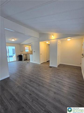 207 West Center Street, Wind Gap Boro, PA 18091