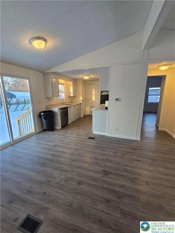 207 West Center Street, Wind Gap Boro, PA 18091