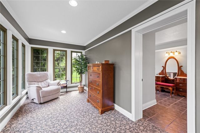 6736 Big Creek Parkway, Middleburg Heights, OH 44130