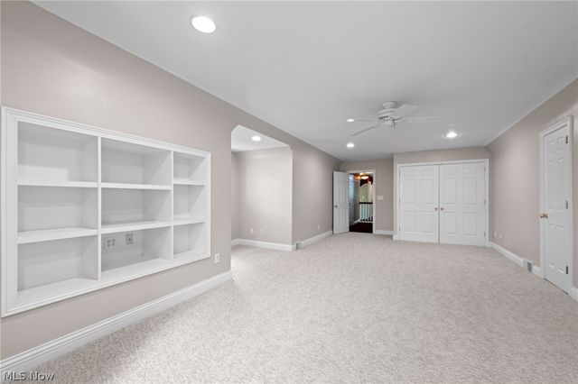 6736 Big Creek Parkway, Middleburg Heights, OH 44130