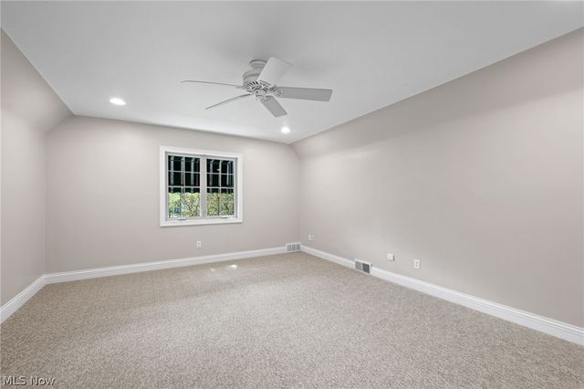 6736 Big Creek Parkway, Middleburg Heights, OH 44130