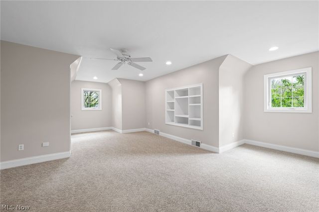 6736 Big Creek Parkway, Middleburg Heights, OH 44130