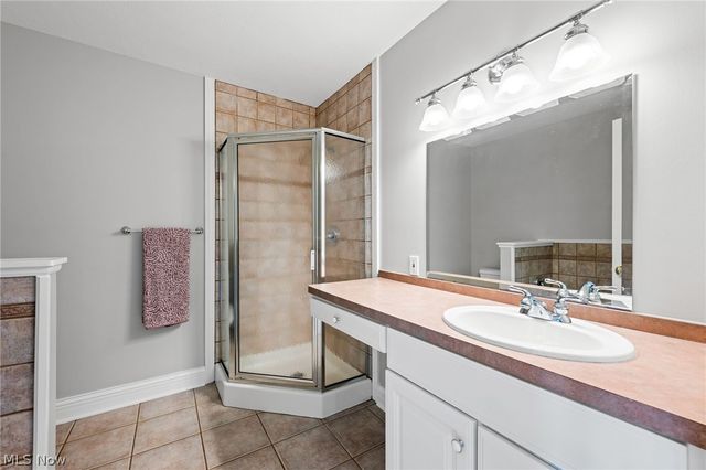 6736 Big Creek Parkway, Middleburg Heights, OH 44130