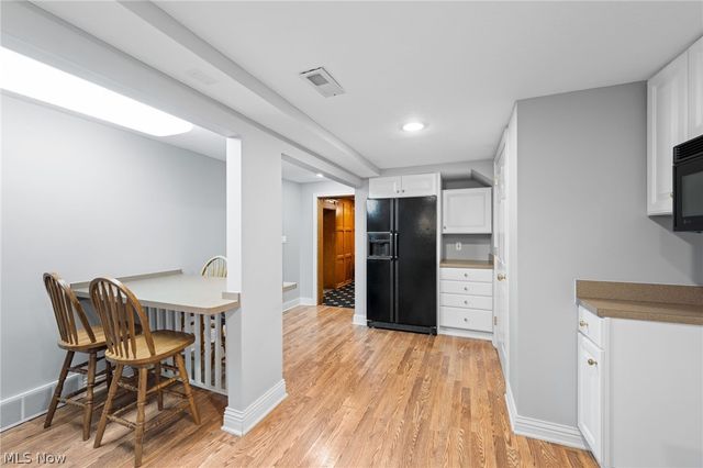 6736 Big Creek Parkway, Middleburg Heights, OH 44130