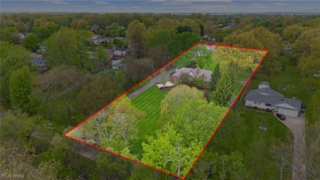 6736 Big Creek Parkway, Middleburg Heights, OH 44130