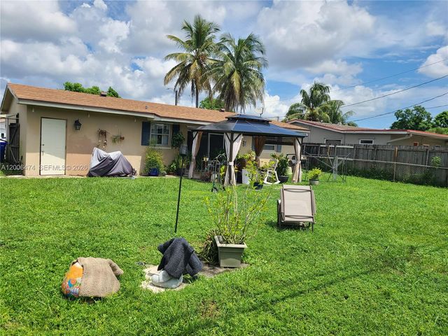 6580 Grant St, Hollywood, FL 33024