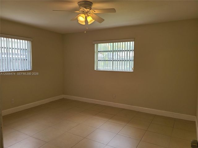 6580 Grant St, Hollywood, FL 33024