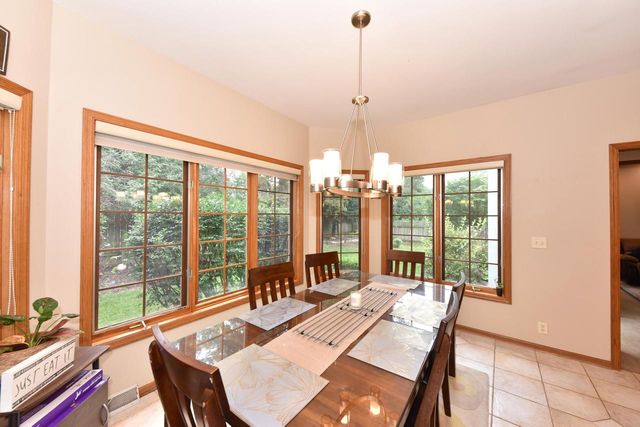 W71N428 Mulberry AVENUE, Cedarburg, WI 53012