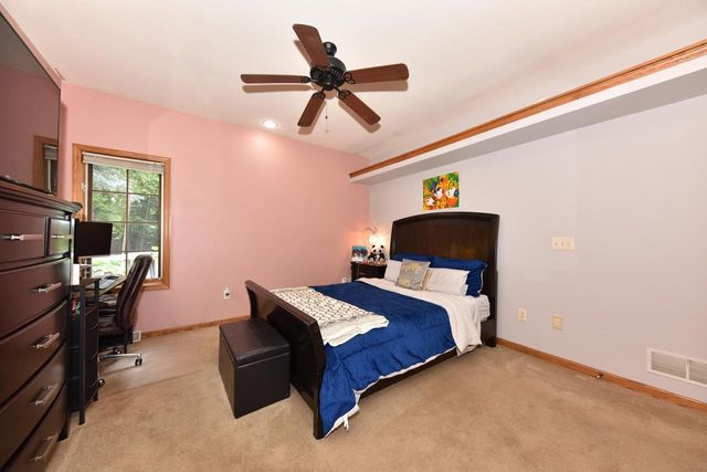 W71N428 Mulberry AVENUE, Cedarburg, WI 53012