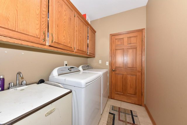 W71N428 Mulberry AVENUE, Cedarburg, WI 53012