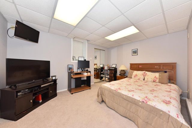 W71N428 Mulberry AVENUE, Cedarburg, WI 53012