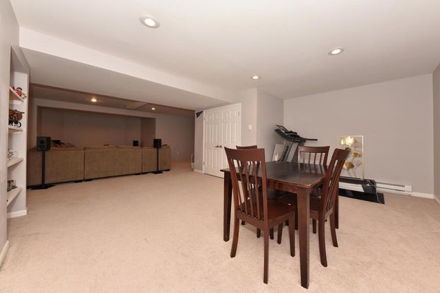 W71N428 Mulberry AVENUE, Cedarburg, WI 53012