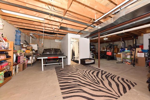 W71N428 Mulberry AVENUE, Cedarburg, WI 53012