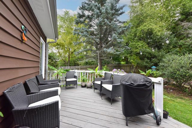 W71N428 Mulberry AVENUE, Cedarburg, WI 53012