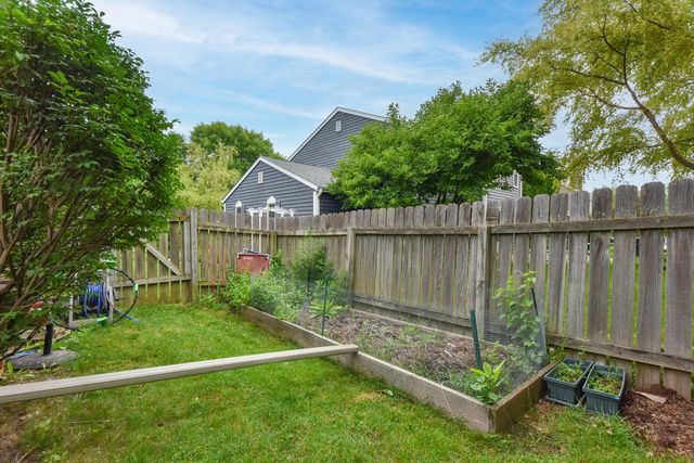 W71N428 Mulberry AVENUE, Cedarburg, WI 53012