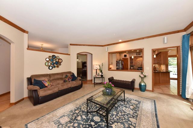 W71N428 Mulberry AVENUE, Cedarburg, WI 53012