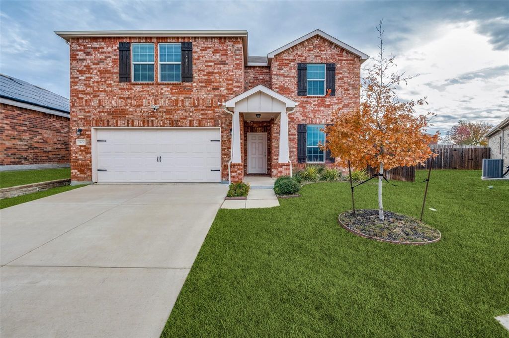 7400 Bronsind Trail, Fort Worth, TX 76131