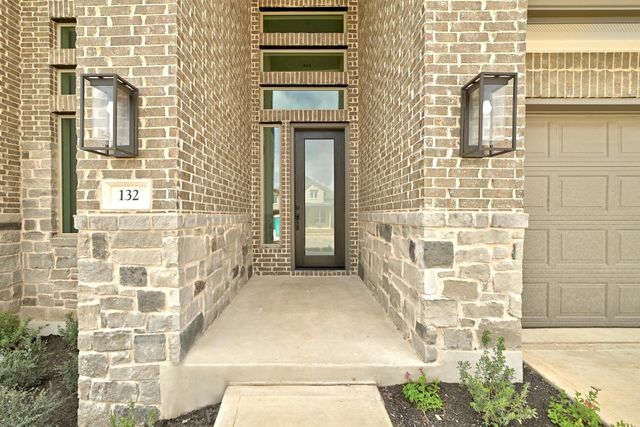 132 Cloverton CRES, Hutto, TX 78634