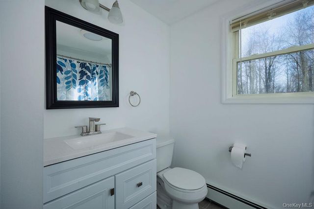 12 Jay Lane, Hopewell Junction, NY 12533