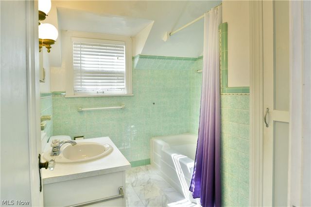 4418 Rush Boulevard, Youngstown, OH 44512