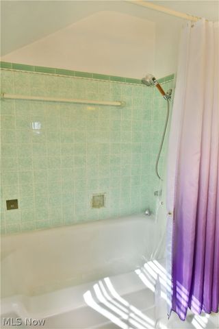 4418 Rush Boulevard, Youngstown, OH 44512