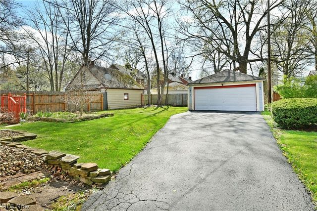 4418 Rush Boulevard, Youngstown, OH 44512