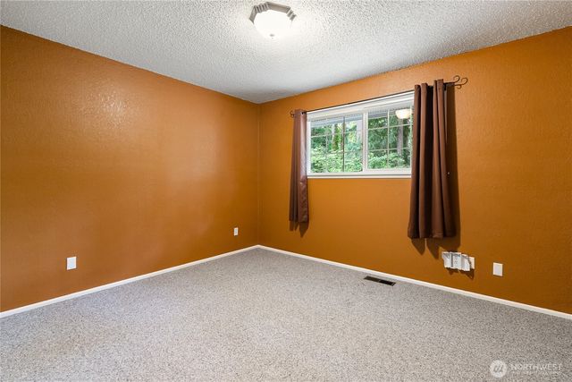 3811 Lakeway Drive, Bellingham, WA 98229