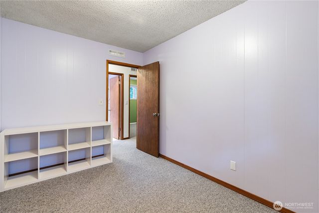 3811 Lakeway Drive, Bellingham, WA 98229