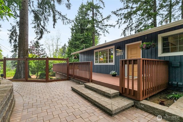 3811 Lakeway Drive, Bellingham, WA 98229