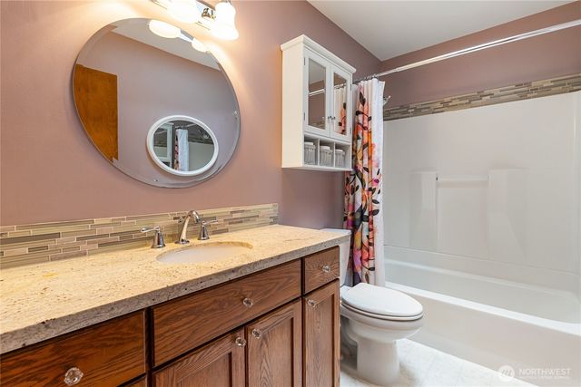 3811 Lakeway Drive, Bellingham, WA 98229