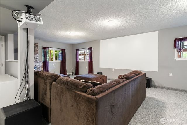 3811 Lakeway Drive, Bellingham, WA 98229