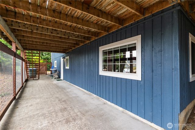 3811 Lakeway Drive, Bellingham, WA 98229