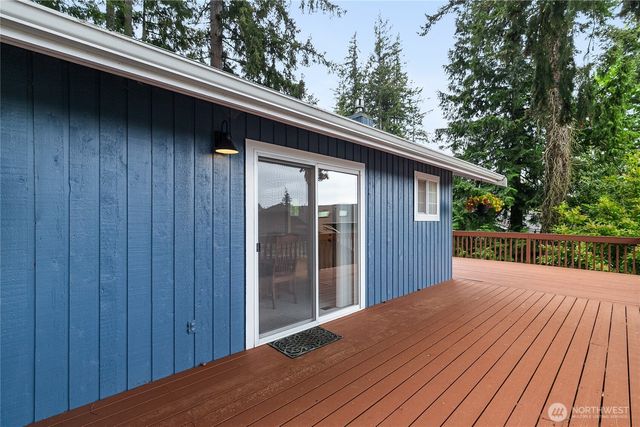 3811 Lakeway Drive, Bellingham, WA 98229