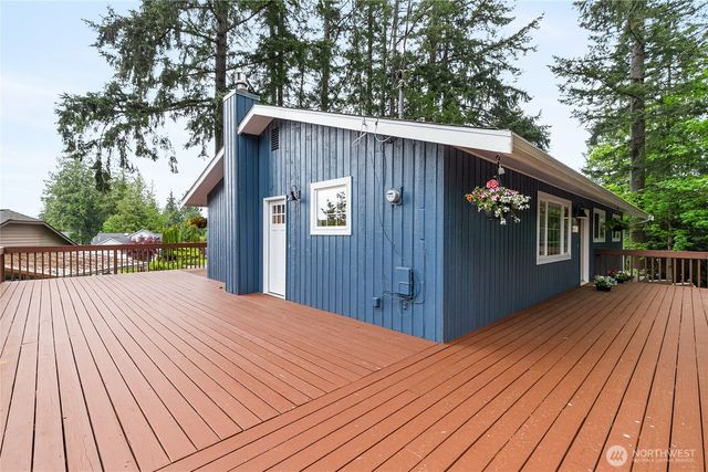 3811 Lakeway Drive, Bellingham, WA 98229