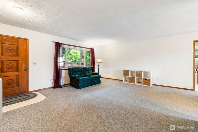 3811 Lakeway Drive, Bellingham, WA 98229