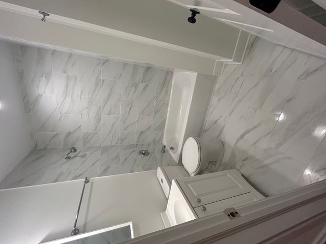 1439 E 66th Place 2W, Chicago, IL 60637