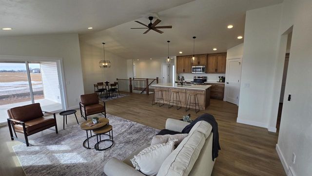 N9285 HOMESTEAD LANE, Appleton, WI 54915