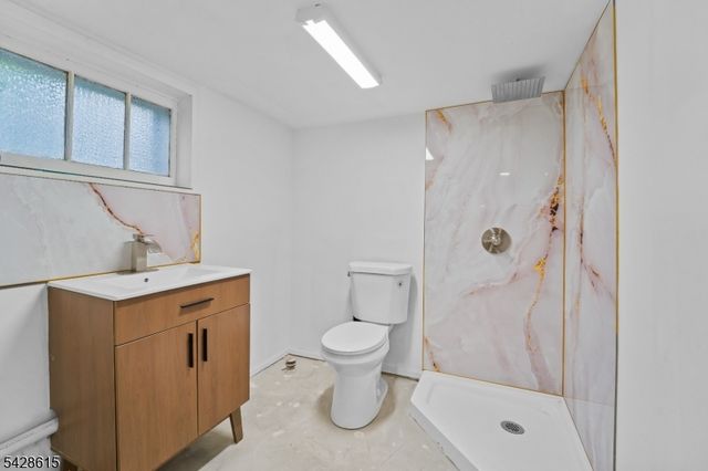 257 Brighton Ave, East Orange City, NJ 07017