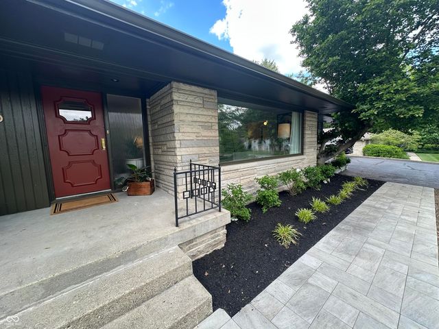 6976 Washington Boulevard, Indianapolis, IN 46220
