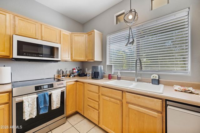 1351 N PLEASANT Drive 2114, Chandler, AZ 85225