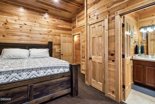 852 Resort Way, Gatlinburg, TN 37738