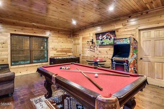 852 Resort Way, Gatlinburg, TN 37738