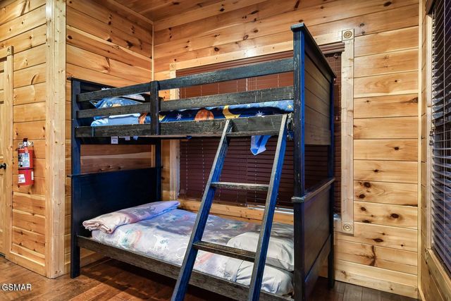 852 Resort Way, Gatlinburg, TN 37738